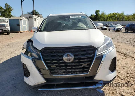 2023 Nissan Kicks Sv z USA, uszkodzony, nr VIN 3N1CP5CV2PL559644